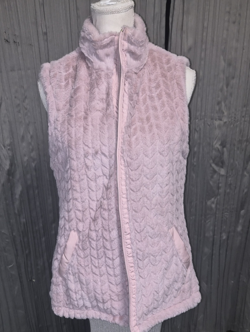 Women's Plush Zip-Front Vest - Light Pink